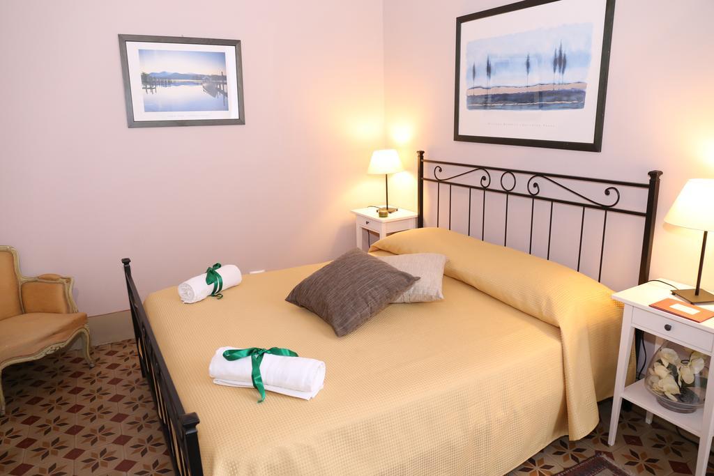 Casa Elide Bed & Breakfast Catania Bilik gambar